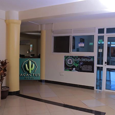 Acactus Hotel Kampala Luaran gambar