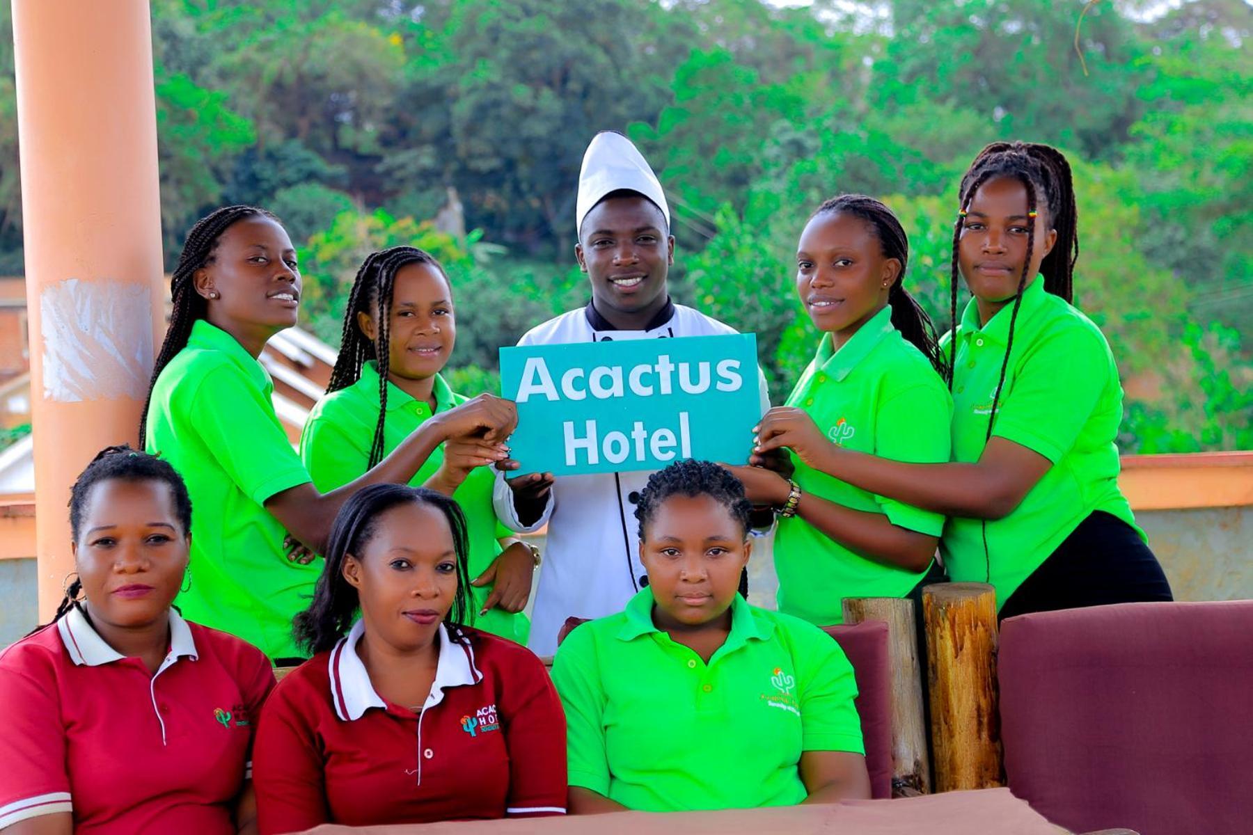 Acactus Hotel Kampala Luaran gambar