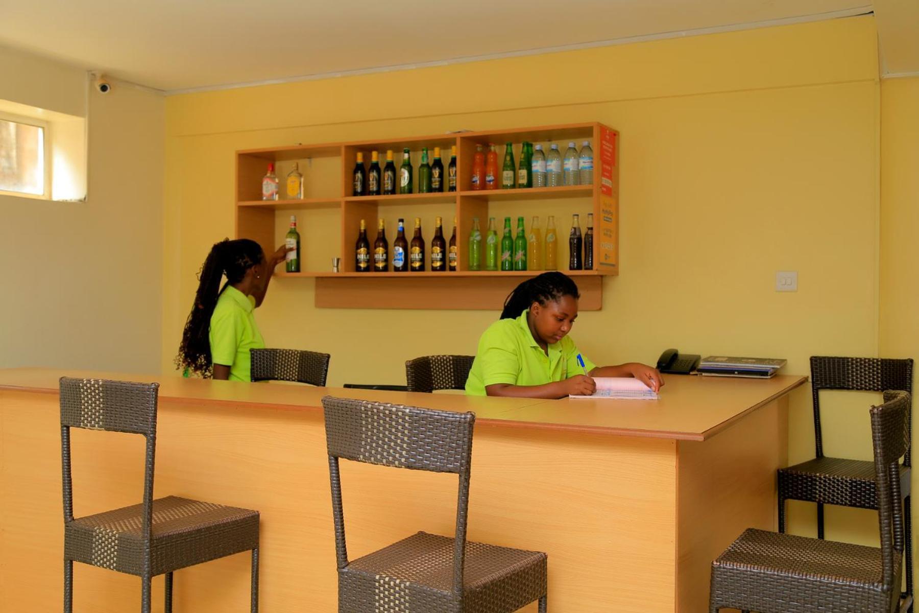 Acactus Hotel Kampala Luaran gambar