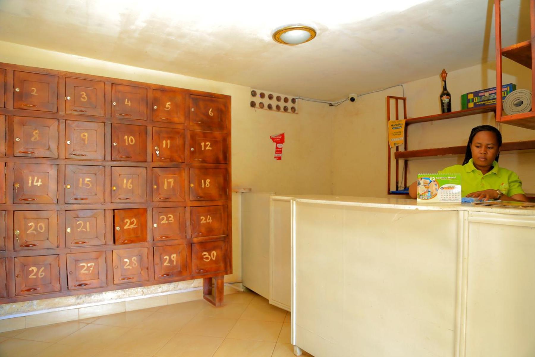 Acactus Hotel Kampala Luaran gambar